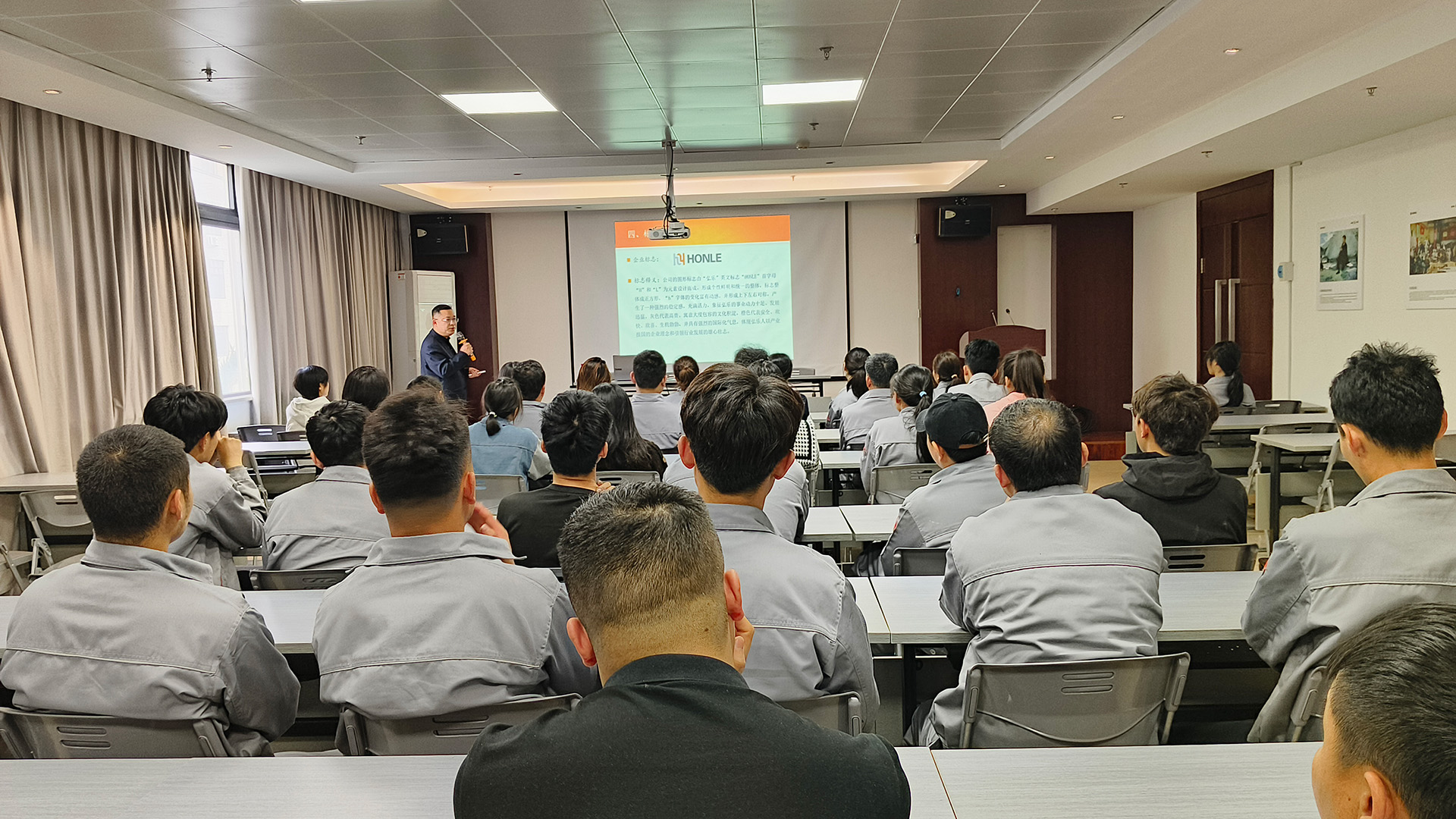 明博体育app官网入口